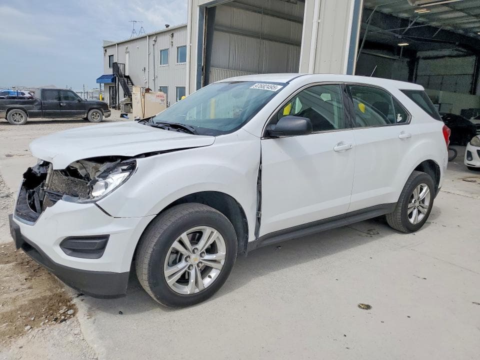 2017 CHEVROLET EQUINOX LS 1