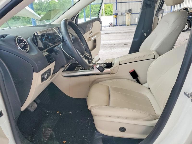 2021 MERCEDES-BENZ GLA 250 4MATIC 7