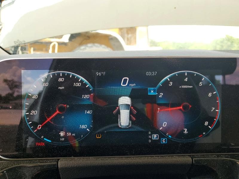 2021 MERCEDES-BENZ GLA 250 4MATIC 9