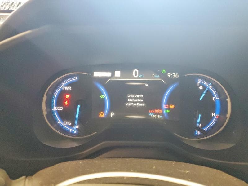 2025 TOYOTA RAV4 HYBRID XLE 9