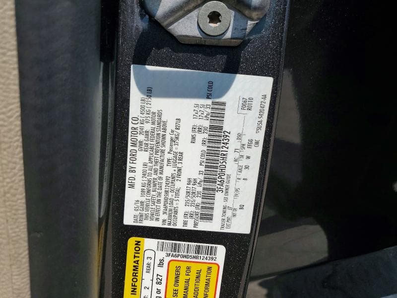 2017 FORD FUSION SE 12