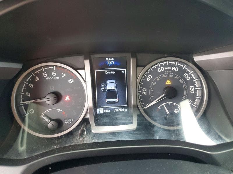2019 TOYOTA TACOMA SR5 V6 9