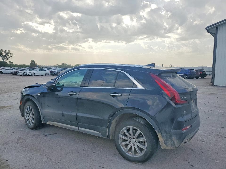 2023 CADILLAC XT4 PREMIUM LUXURY 2