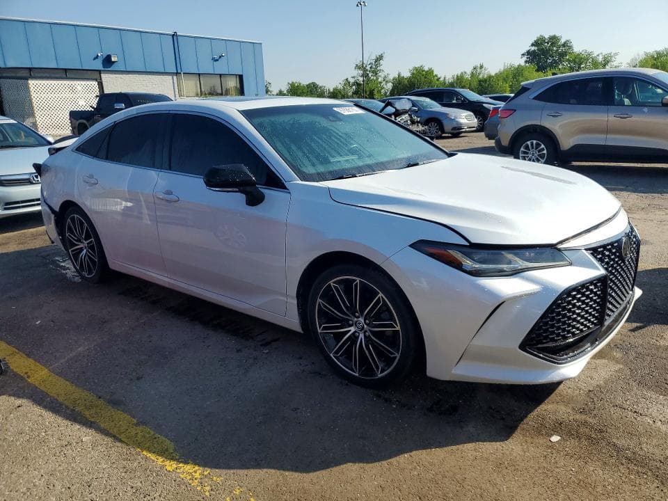 2019 TOYOTA AVALON TOURING 4