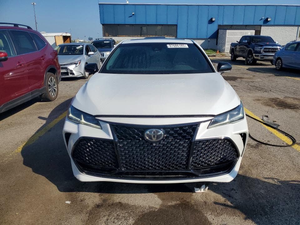 2019 TOYOTA AVALON TOURING 5