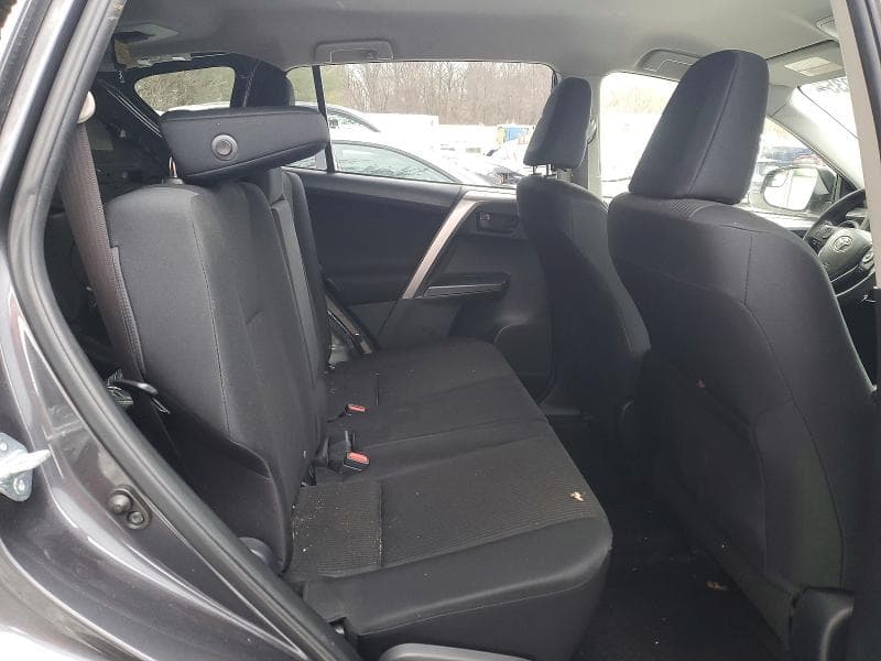 2018 TOYOTA RAV4 LE 11