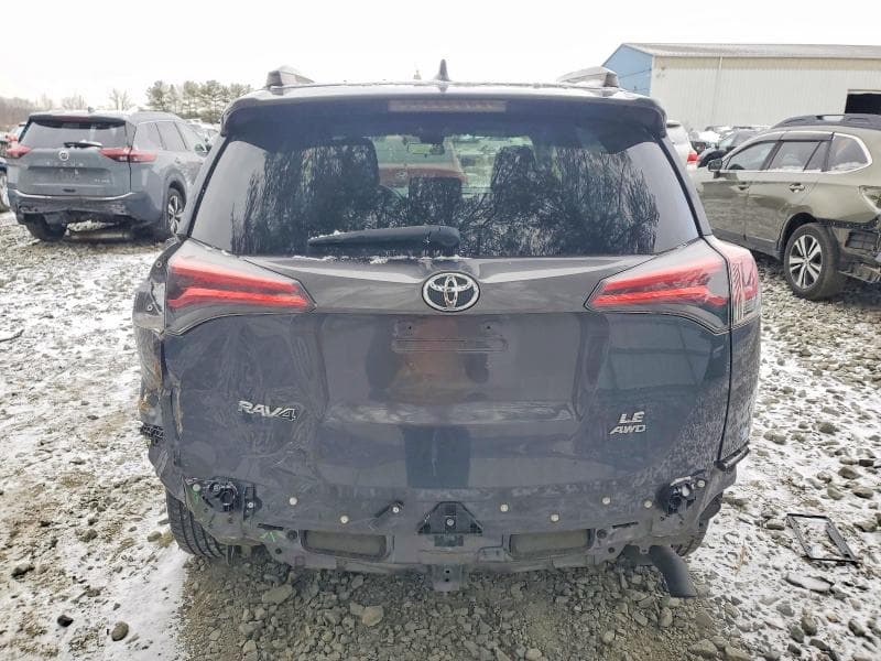 2018 TOYOTA RAV4 LE 6