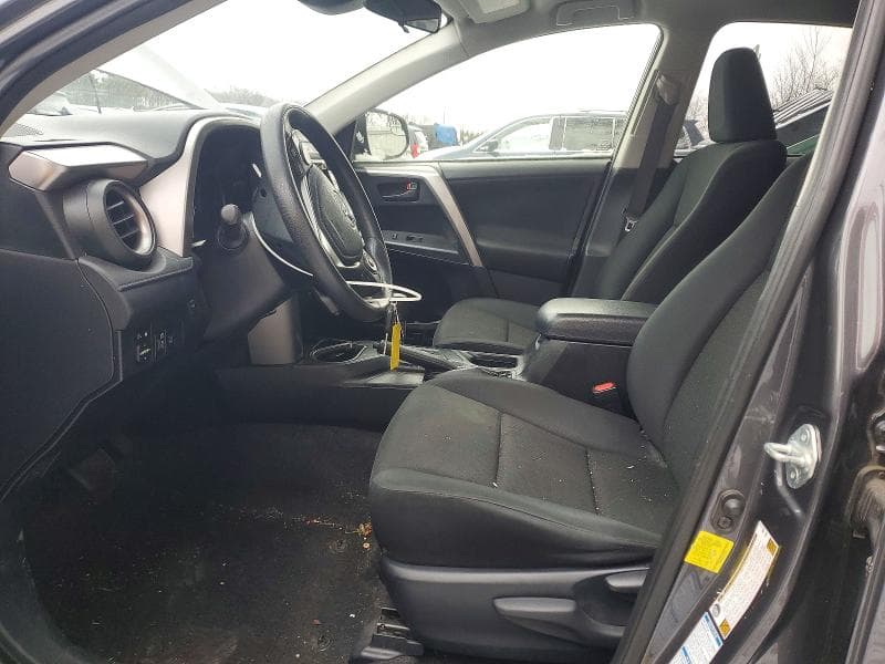 2018 TOYOTA RAV4 LE 7