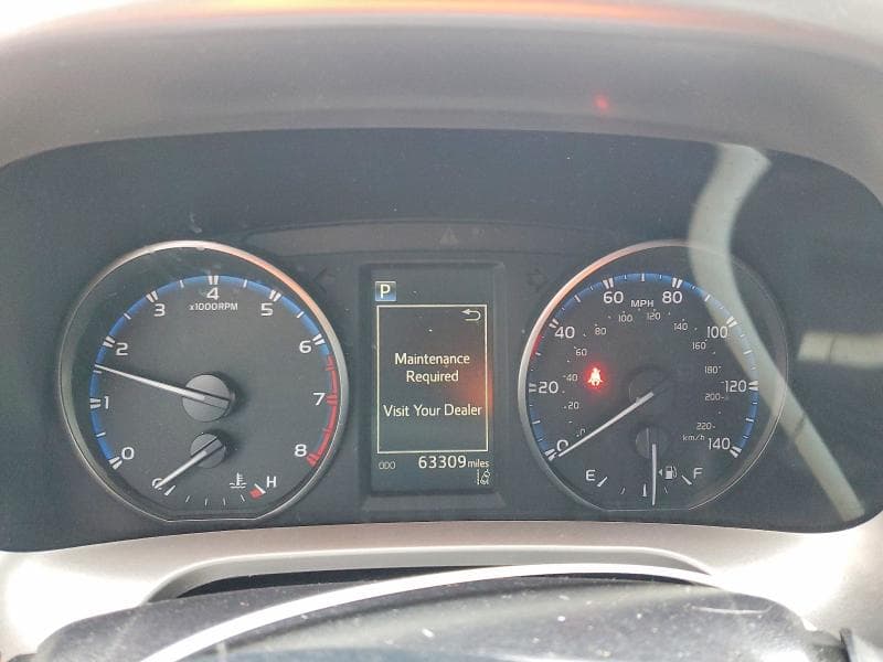 2018 TOYOTA RAV4 LE 9