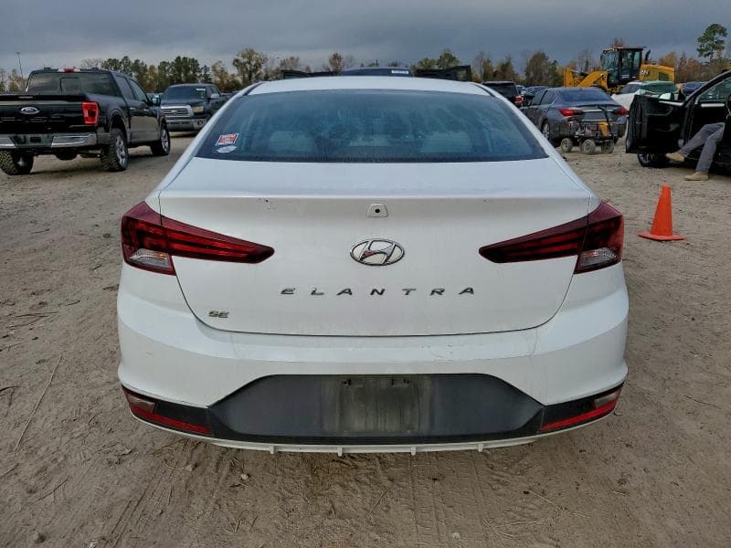 2019 HYUNDAI ELANTRA SE 6