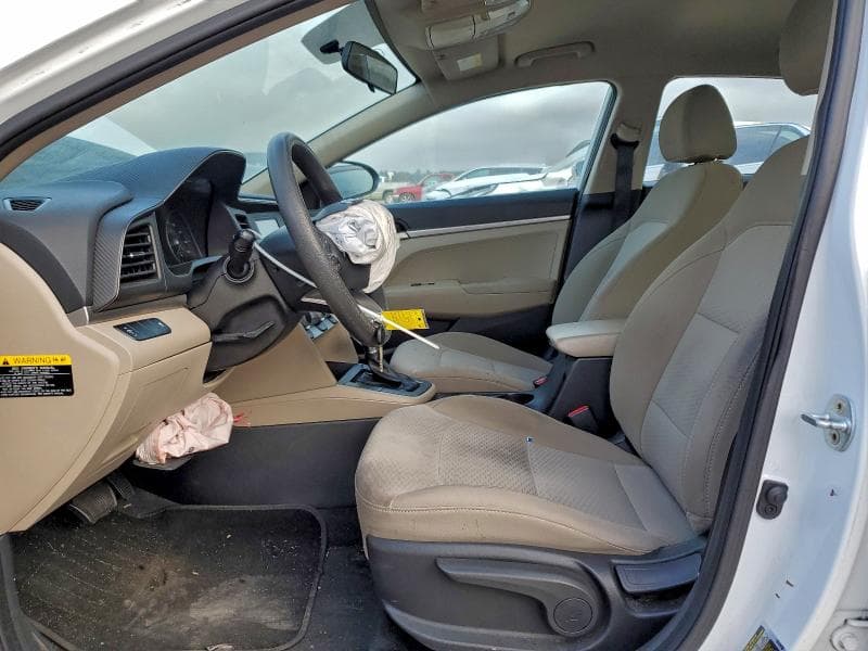 2019 HYUNDAI ELANTRA SE 7