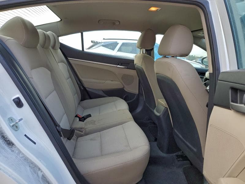 2019 HYUNDAI ELANTRA SE 10
