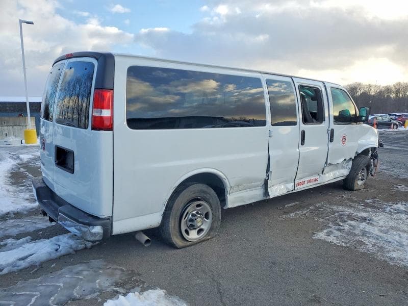 2024 CHEVROLET EXPRESS G3500 LT 3
