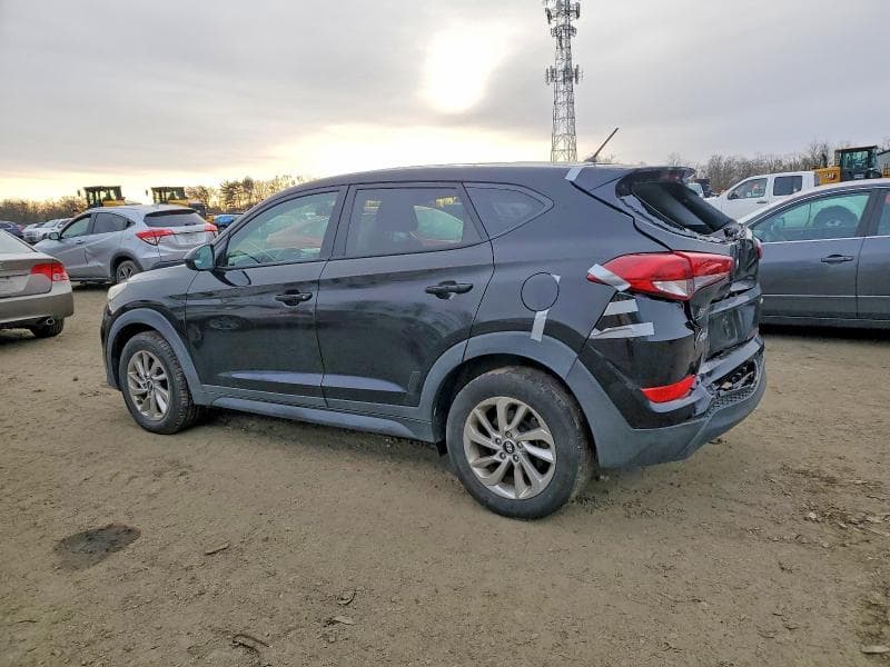 2018 HYUNDAI TUCSON SE SE 2