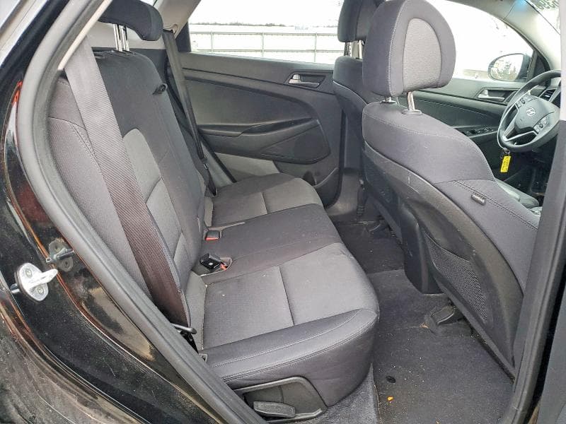 2018 HYUNDAI TUCSON SE SE 11
