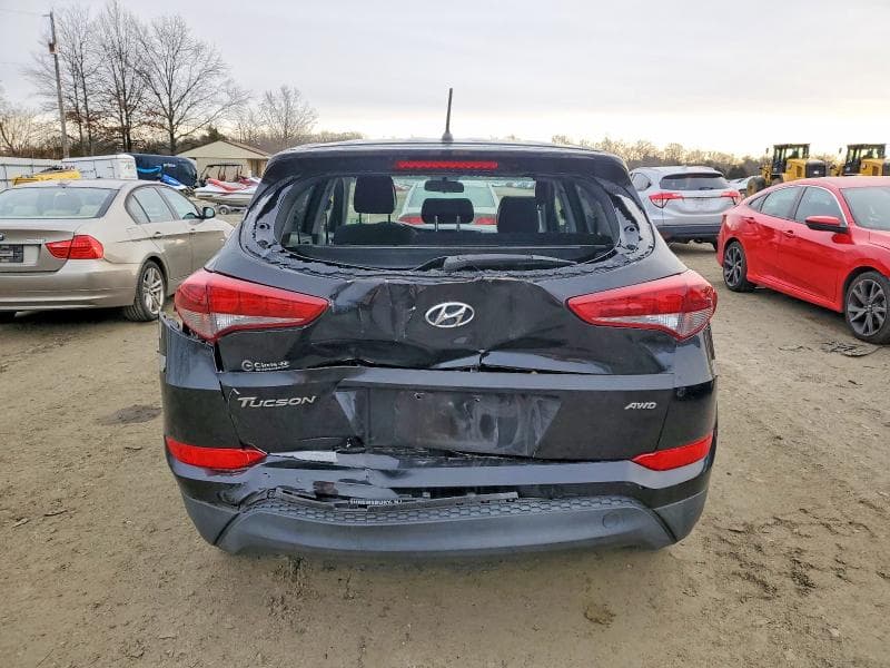 2018 HYUNDAI TUCSON SE SE 6