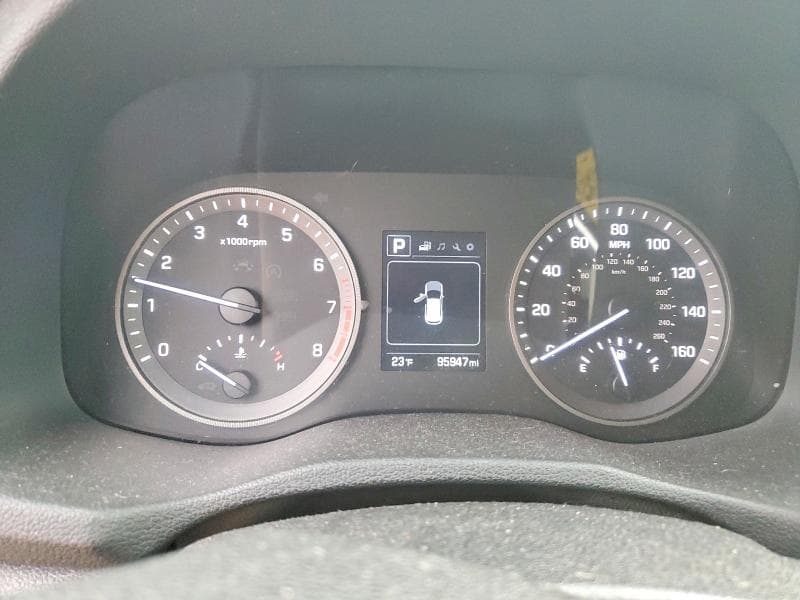 2018 HYUNDAI TUCSON SE SE 9