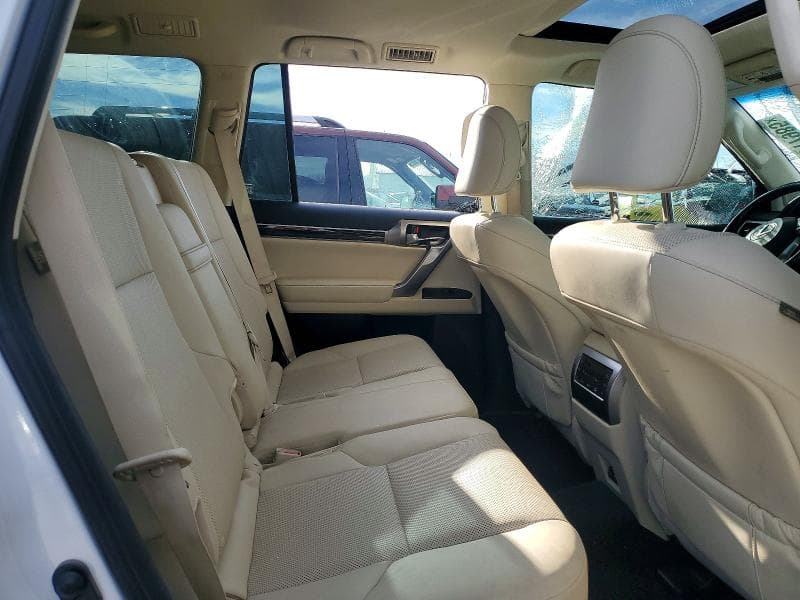 2022 LEXUS GX 460 11