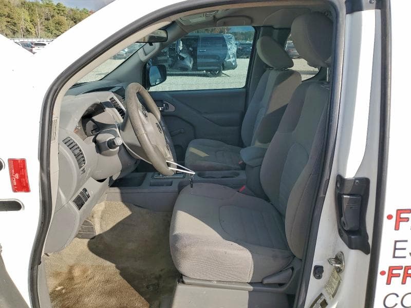 2017 NISSAN FRONTIER S 7