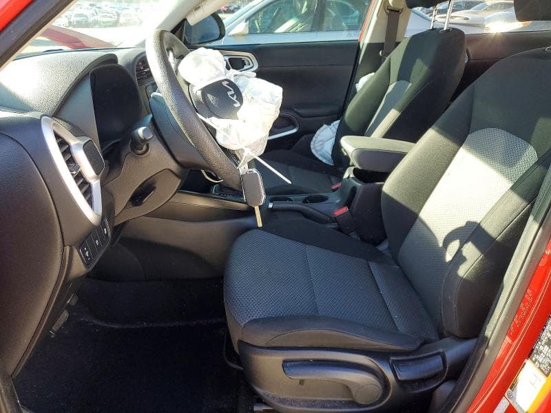 2022 KIA SOUL LX 7