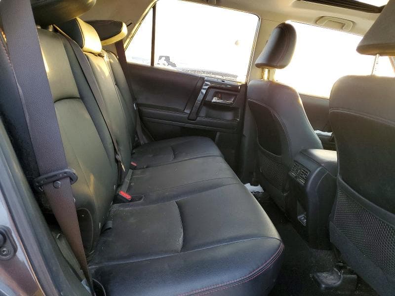 2021 TOYOTA 4RUNNER 10