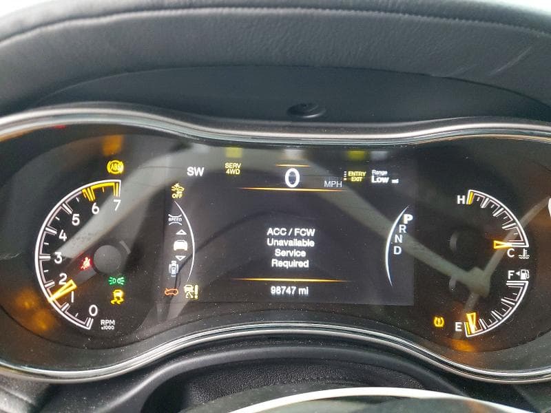 2019 JEEP GRAND CHEROKEE OVERLAND 9