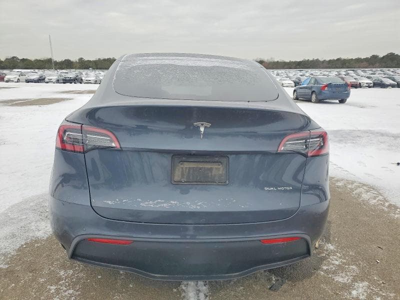 2021 TESLA MODEL Y 6