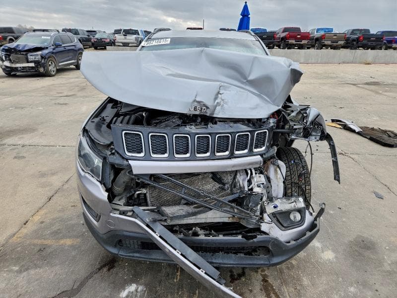 2018 JEEP COMPASS LATITUDE 5