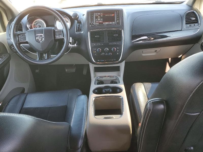 2017 DODGE GRAND CARAVAN SXT 8