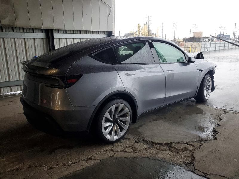 2026 TESLA MODEL Y 3