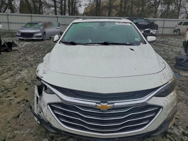 2022 CHEVROLET MALIBU LT LT 5
