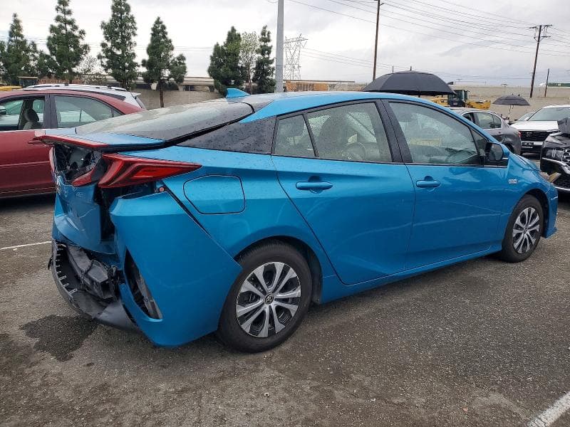 2017 TOYOTA PRIUS PRIME 3