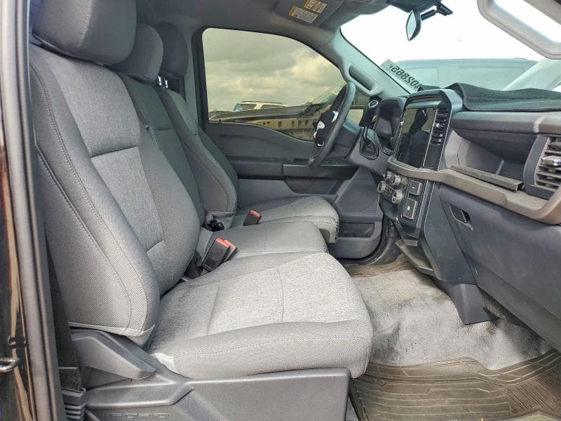 2025 FORD F150 XL 10