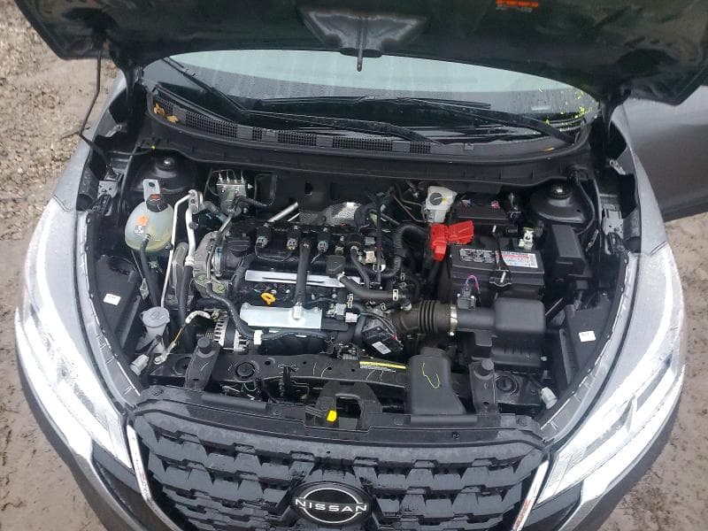 2025 NISSAN KICKS PLAY S 11