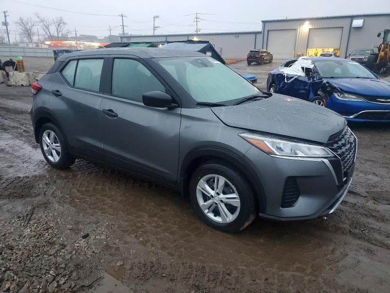2025 NISSAN KICKS PLAY S 4