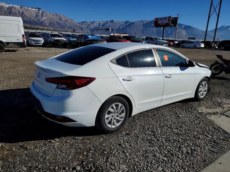2020 HYUNDAI ELANTRA SE SE 3