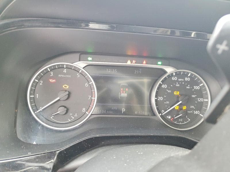 2022 NISSAN PATHFINDER SL 9