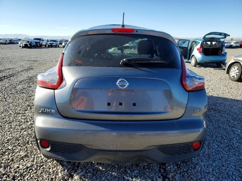 2017 NISSAN JUKE S 6