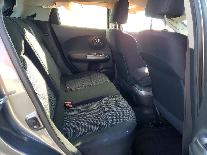2017 NISSAN JUKE S 10