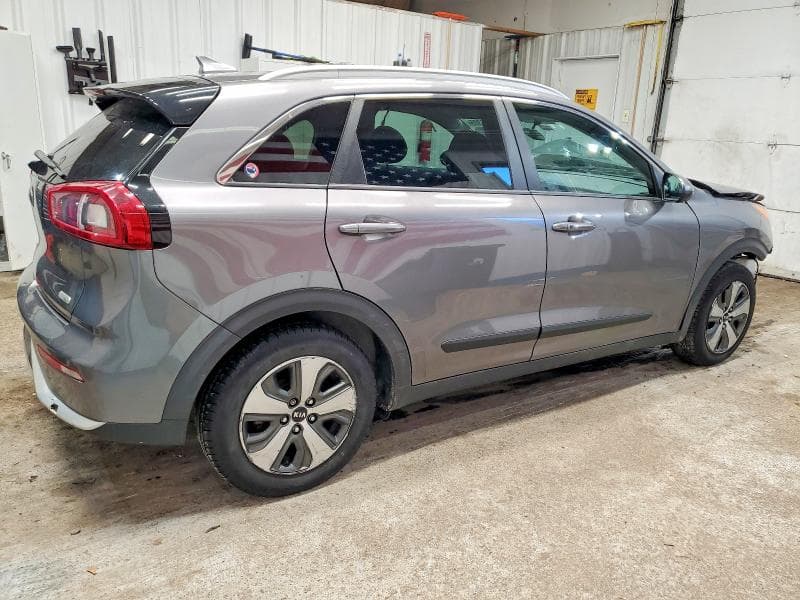 2017 KIA NIRO FE 3