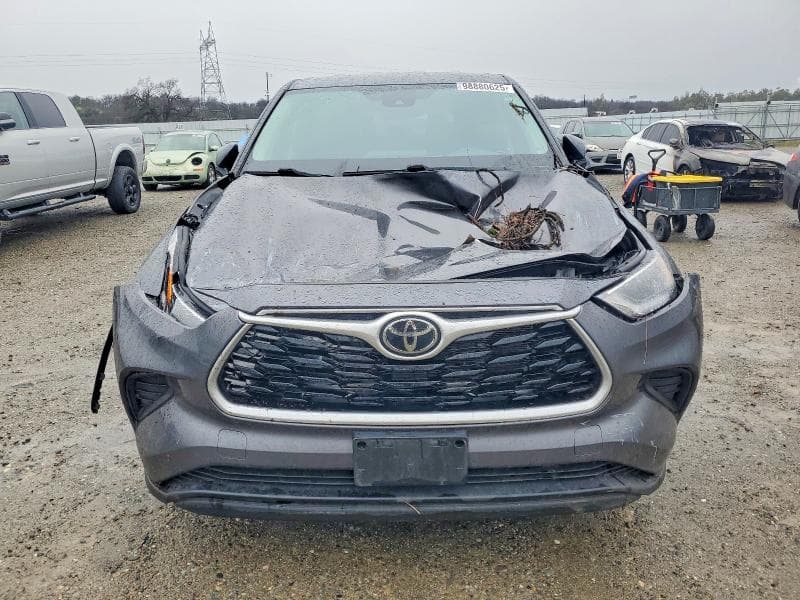 2022 TOYOTA HIGHLANDER L L 5