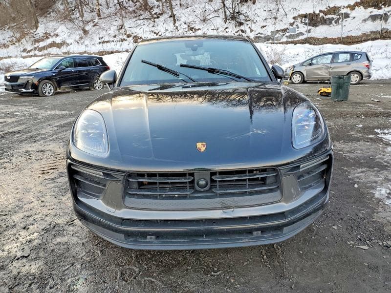 2024 PORSCHE MACAN 5
