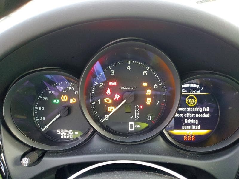 2024 PORSCHE MACAN 9