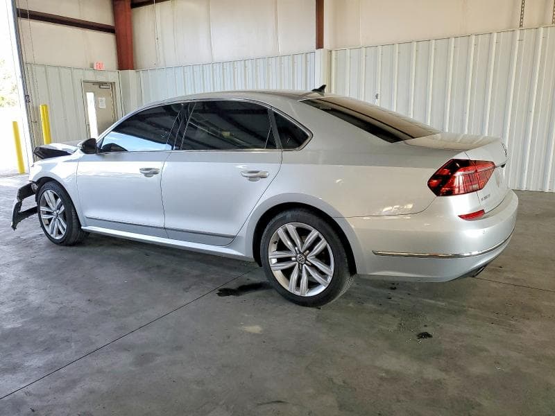 2017 VOLKSWAGEN PASSAT 3