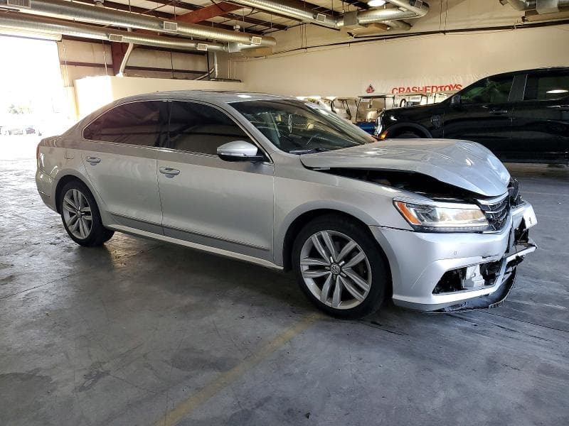 2017 VOLKSWAGEN PASSAT 5