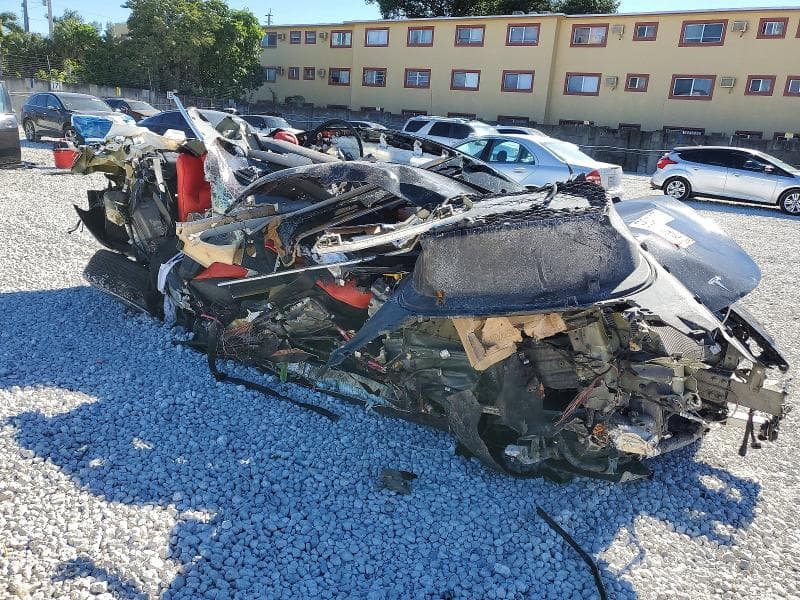 2018 TESLA MODEL 3 4