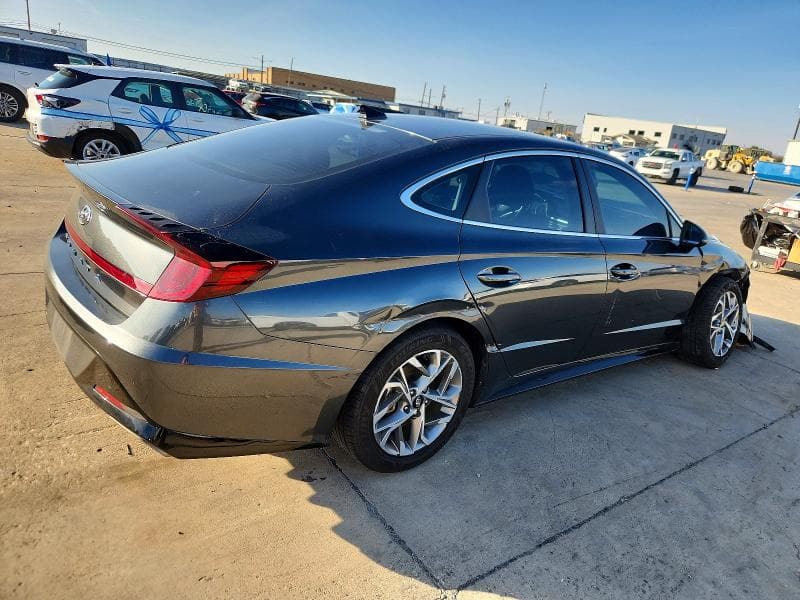2021 HYUNDAI SONATA SEL 3