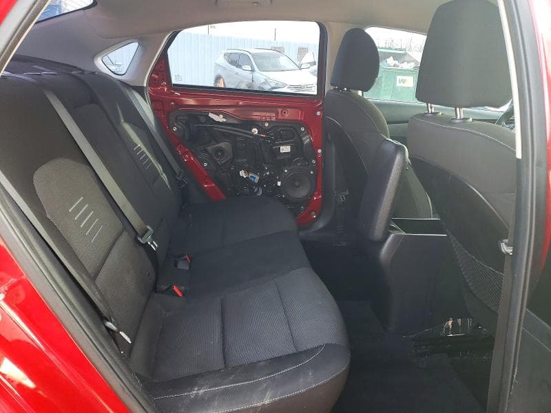 2019 KIA FORTE S 10