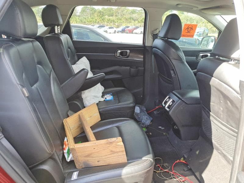 2024 KIA SORENTO EX 11