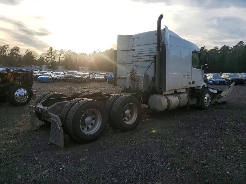 2017 VOLVO VNL SEMI TRUCK 4